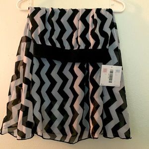 XXS Black & White Chevron LuLaRoe Lola Skirt - NWT